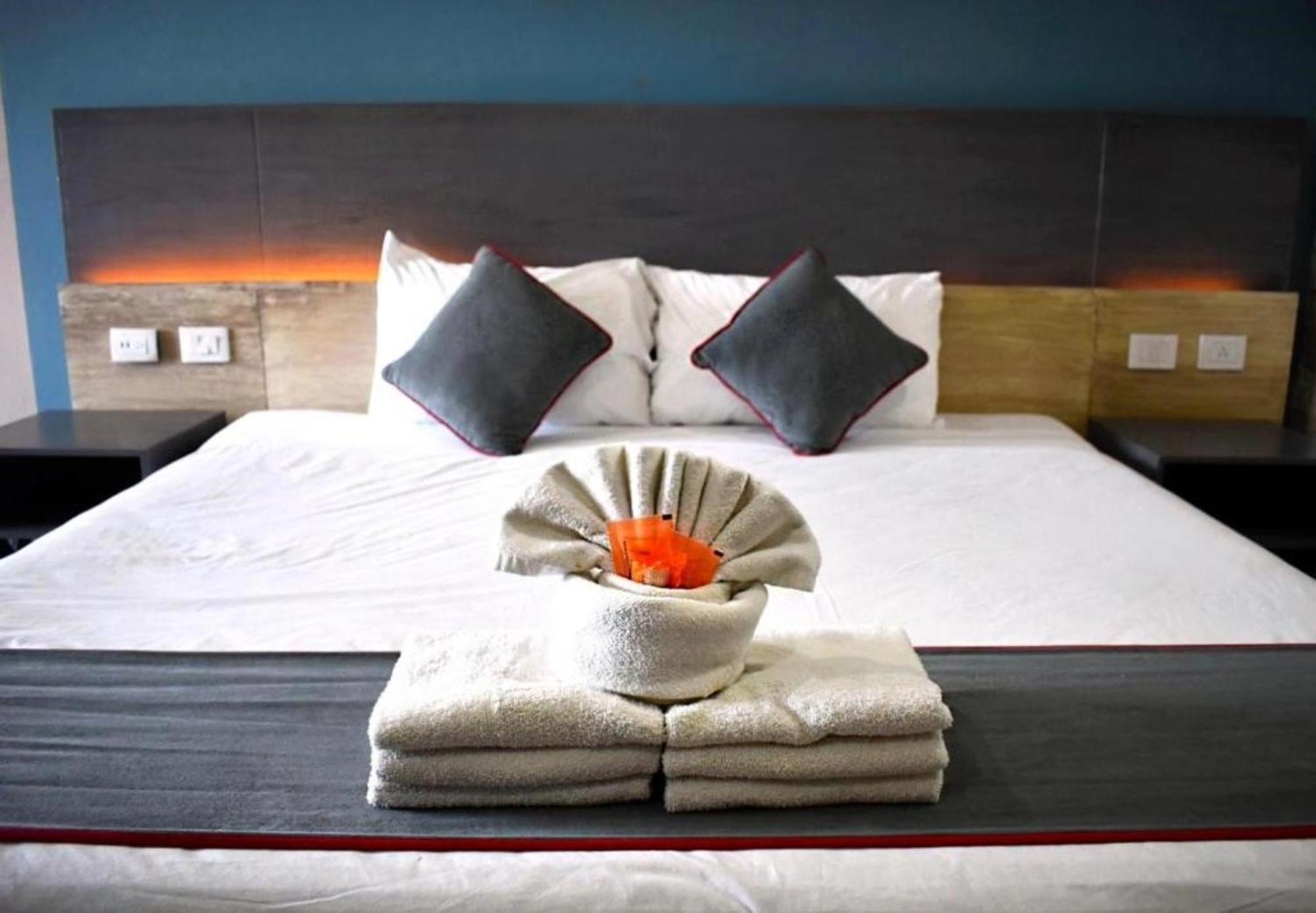 Illusion Xpress I Attraction Hotel Deluxe Playa del Carmen Dış mekan fotoğraf